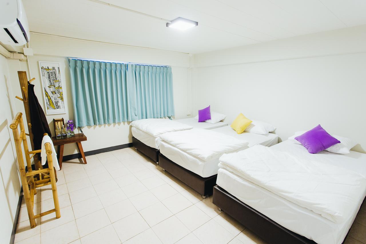 Soft Dormtel Night Bazaar Hostel เชียงใหม่ ภายนอก รูปภาพ