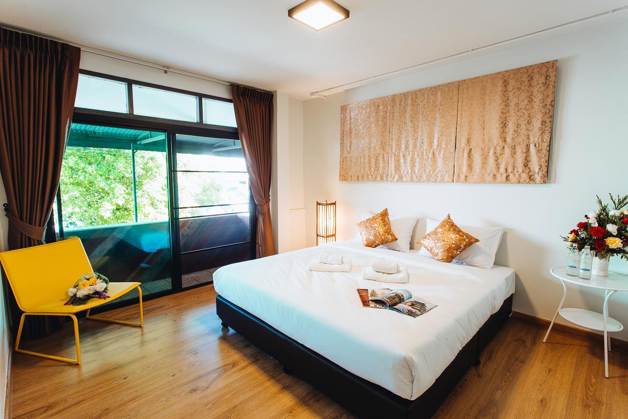 Soft Dormtel Night Bazaar Hostel เชียงใหม่ ภายนอก รูปภาพ
